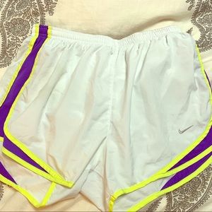 Women’s Nike Tempo Dri-Fit Running shorts, Medium